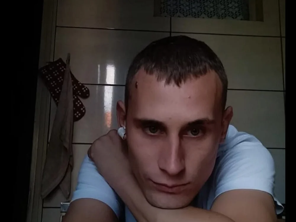 koltarz234 offline chatrum