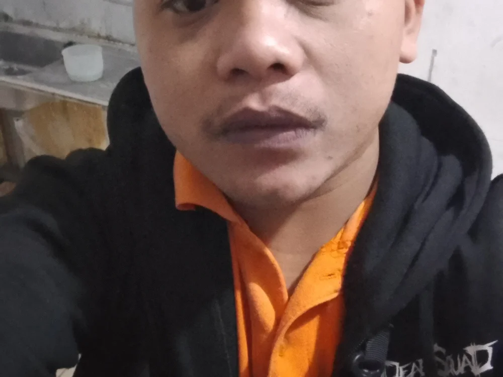 Vikkkk22 offline chatrum