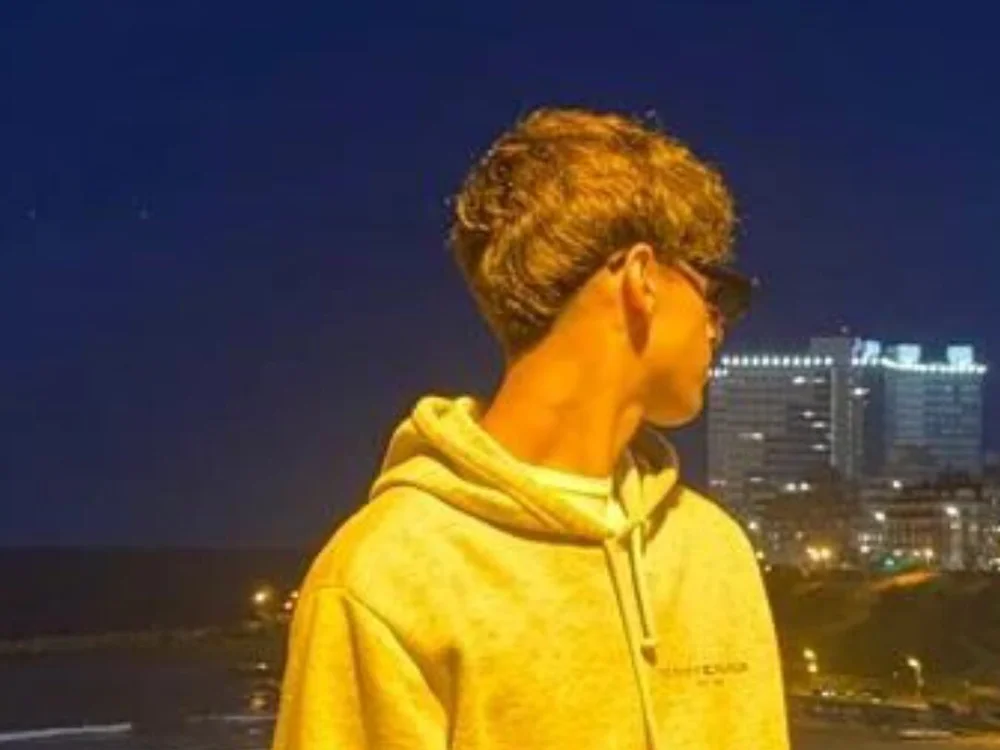 Paris_Eros' Offline XXX Chat