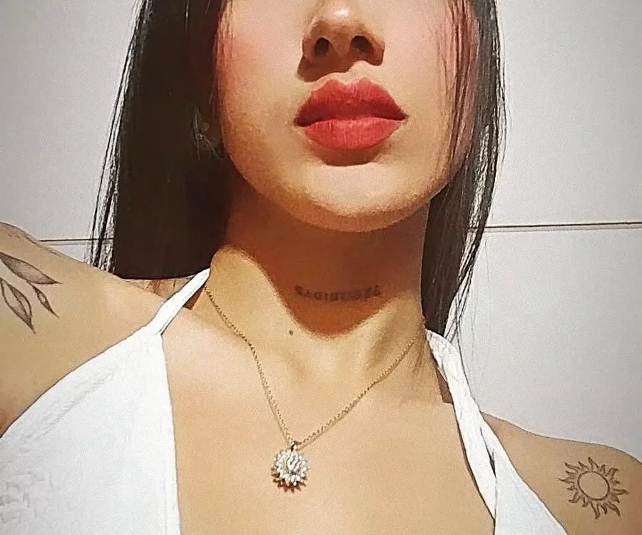 Chat XXX offline de Corinna_hub
