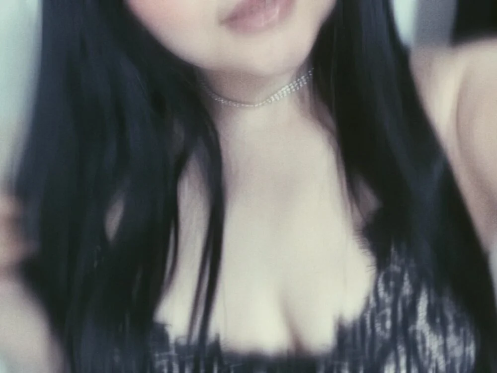 amaraa_1 Offline XXX-chat