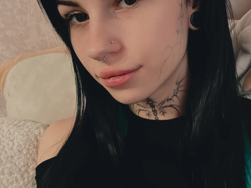 pink_m0lly Offline Chatrum