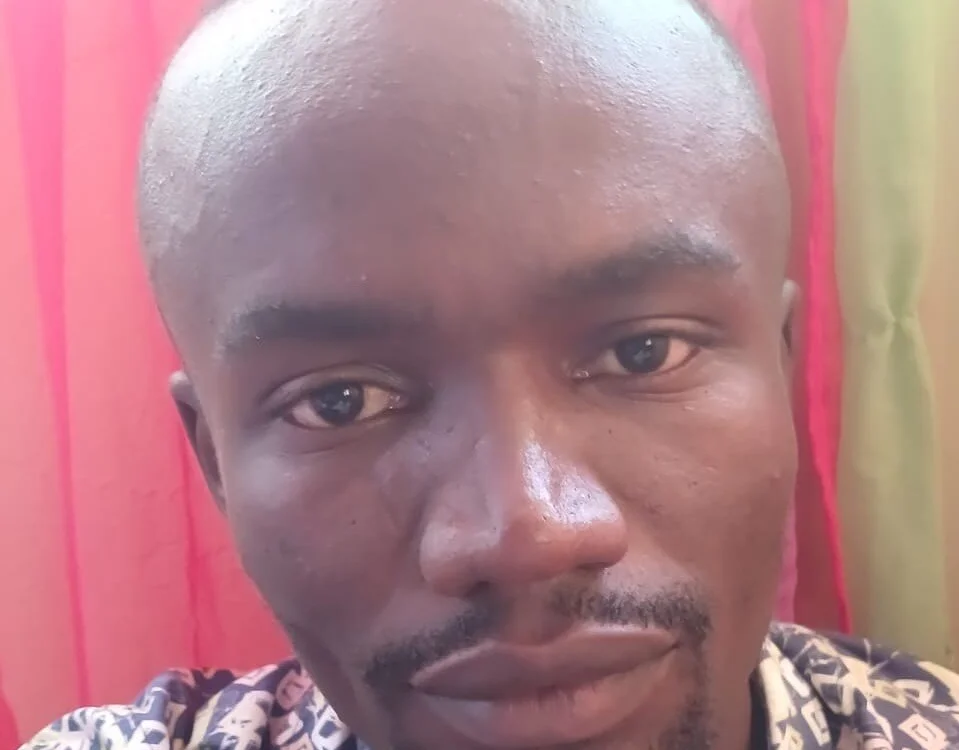 HUNKY-SMITH Chat XXX Ngoại tuyến