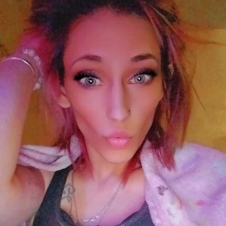 bzybb92's Offline Chat Room