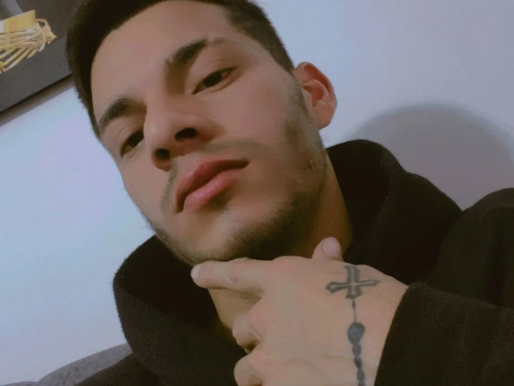 แชท XXX ออฟไลน์ของ caballero-97