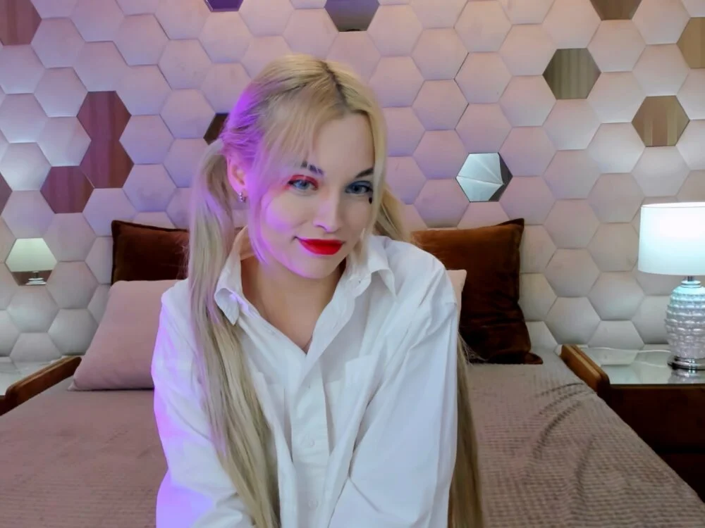 Офлайн-чат XXX CallMeMargo