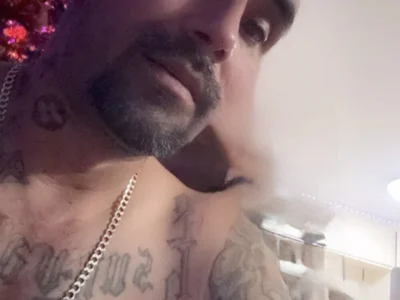 1HornyGuyinthe805 profile