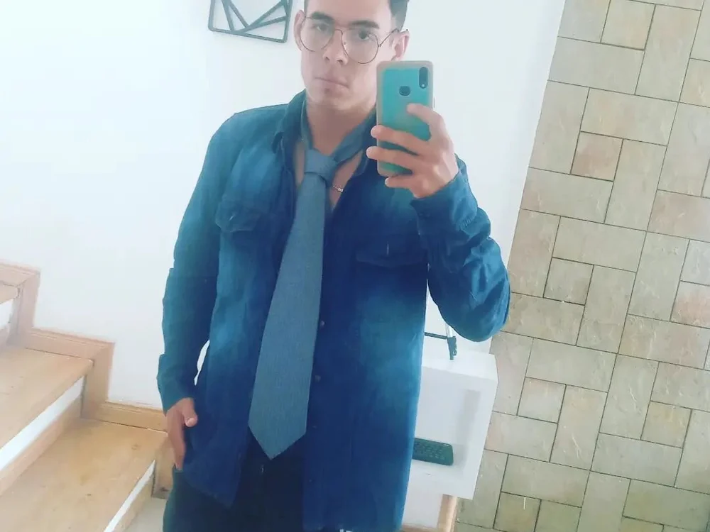 dearrogers' Offline XXX Chat