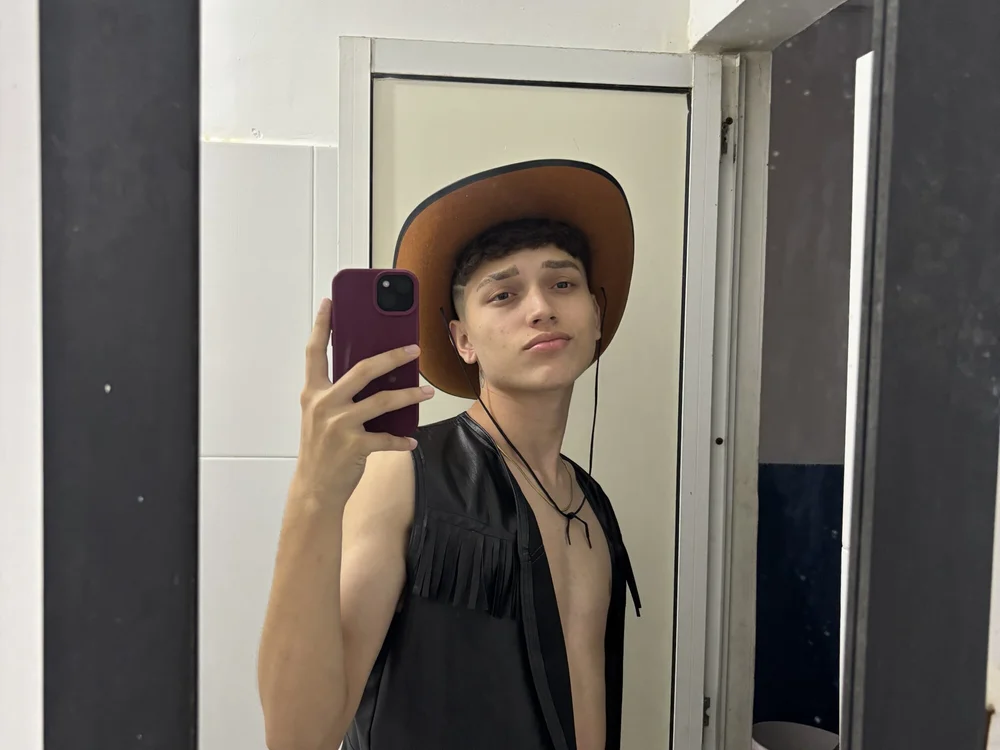 Twink_Andy cover photo