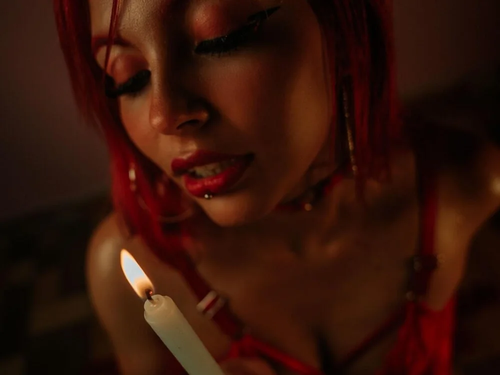 Офлайн-чат XXX Cloee_Lovee