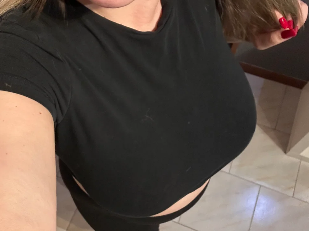 EvaWelly Offline XXX Chat