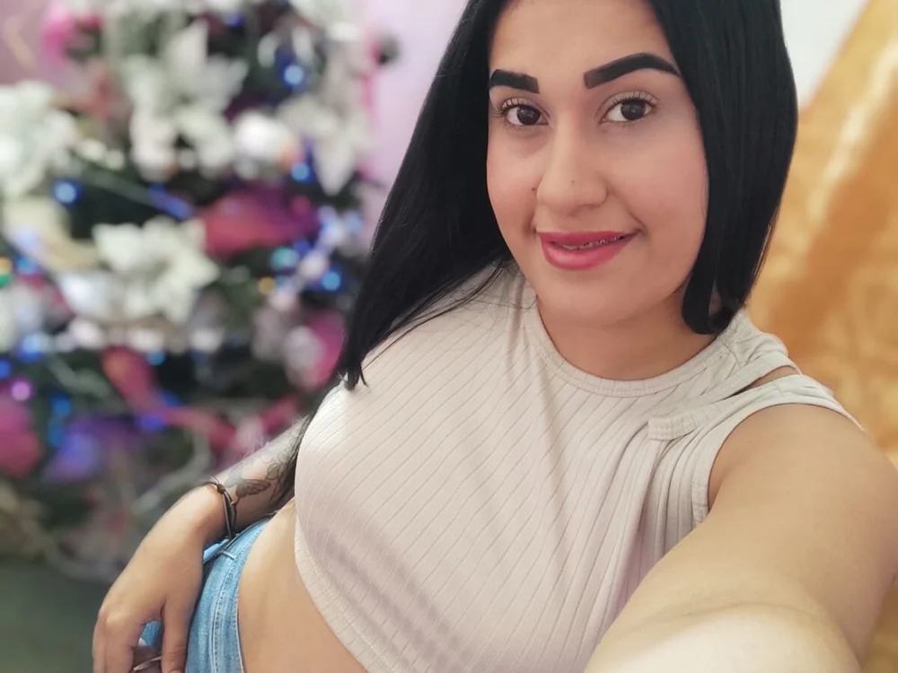 emma_millet's Offline Chat Room