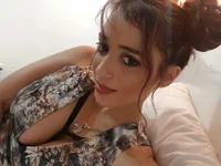 hugetits90xxxn Live XXX chat