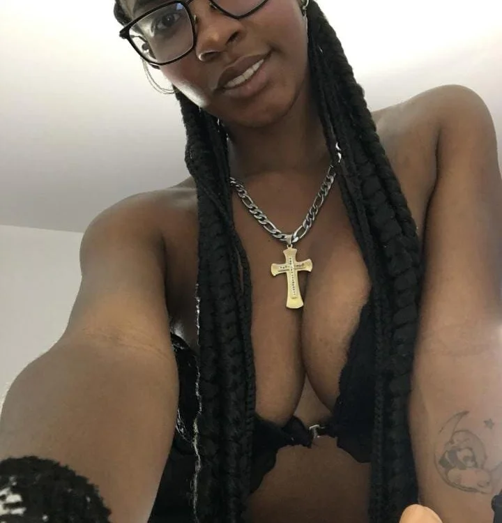 zoe69-smith offline chatrum