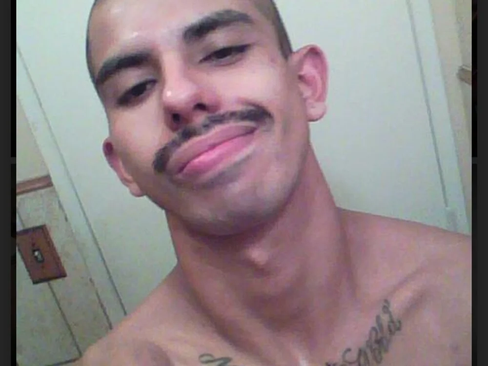 tokeNcum2pnp2's Offline XXX Chat