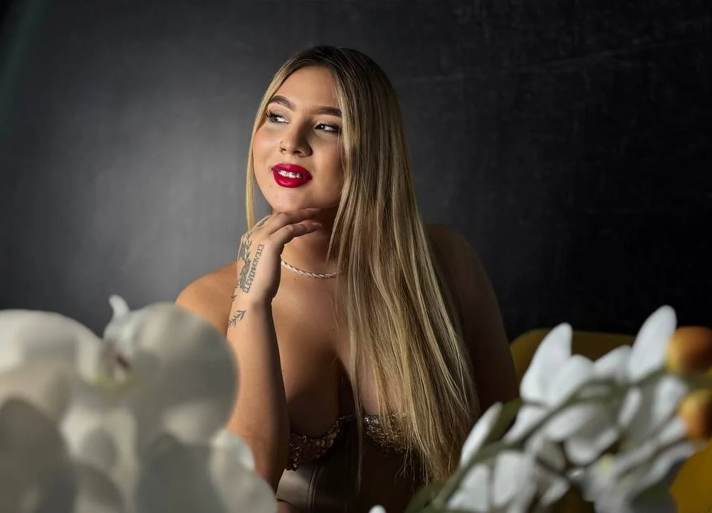 GoldieVeeXXX