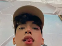 Khloe_Ferrer webcam
