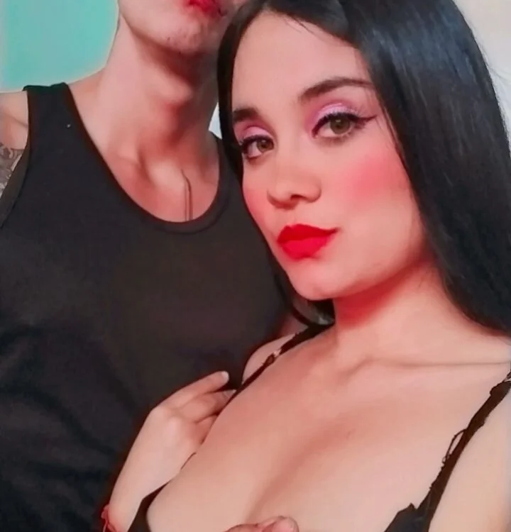 Laura_brayan's Offline XXX Chat