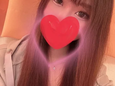 Luna_gloss