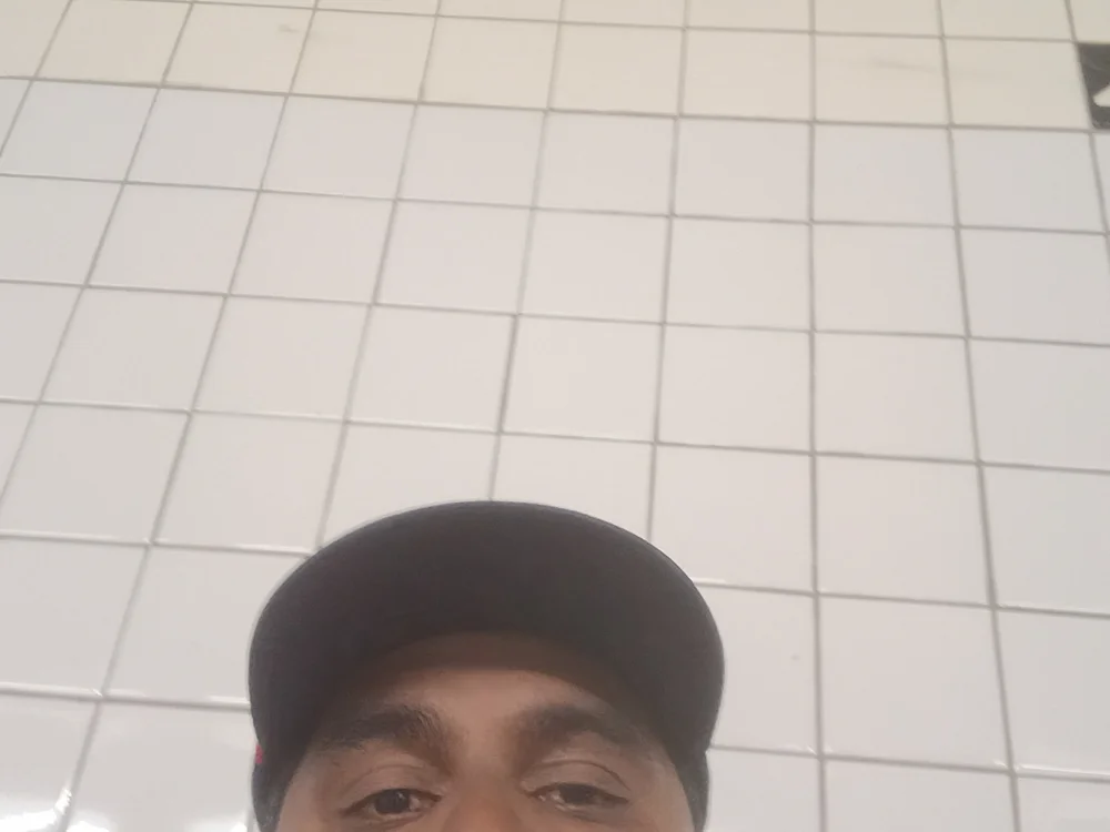 strowkinit Offline XXX-chat