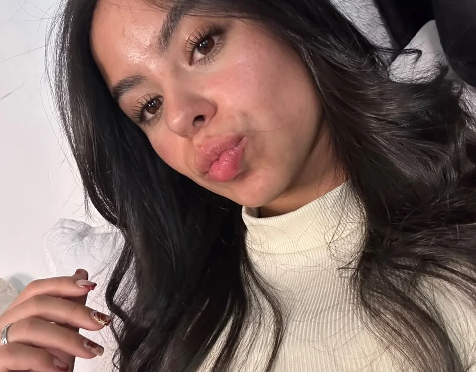 Im_megaan offline XXX-chat