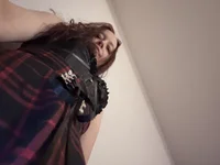 MarryQuinnLive's Offline Chat Room