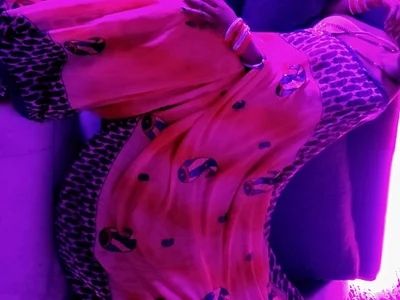 Ishanii- - Girl 