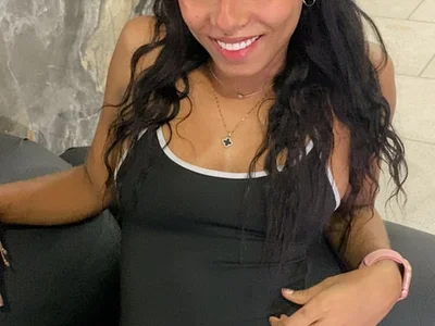 Heidygonzales live cam preview