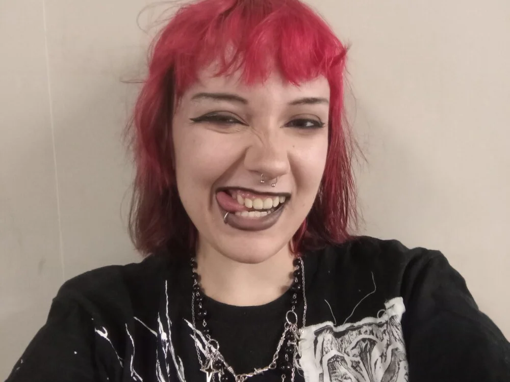 Blazerreallysucks' Offline XXX Chat