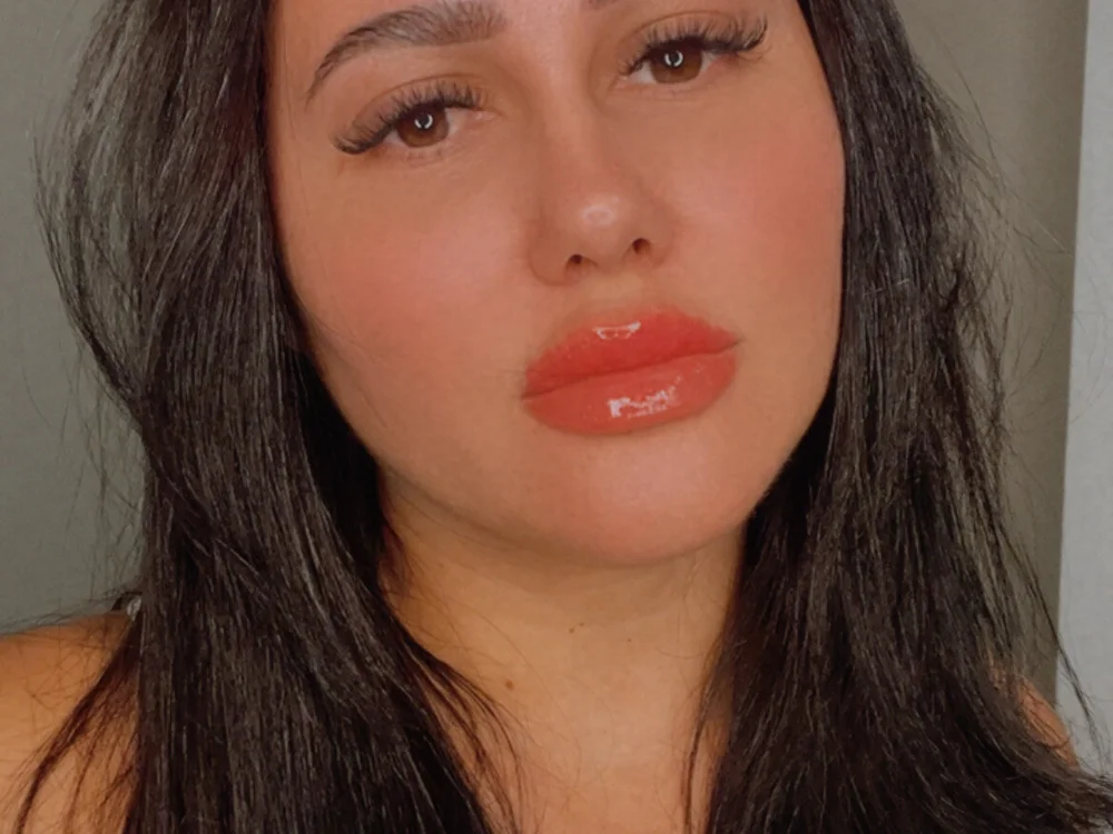 Chat +18 off-line de MistressDakotaa