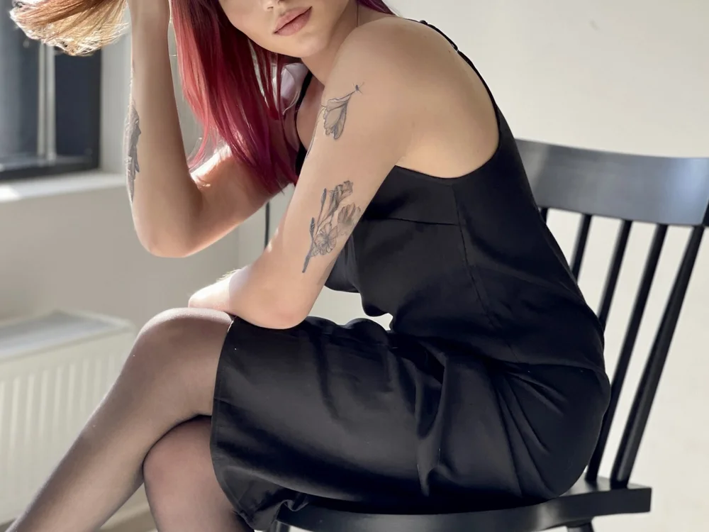 di_rainbow's Offline XXX Chat