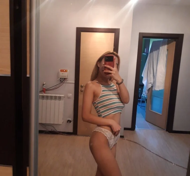 Lilly_Mur's Offline XXX Chat