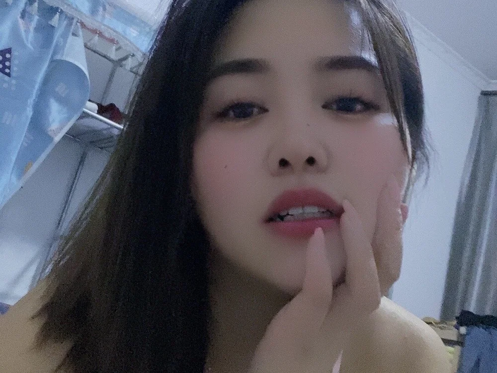 any-l Obrolan XXX Offline