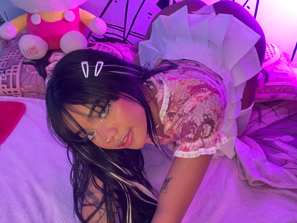 Baby_ayana_n Offline XXX chat