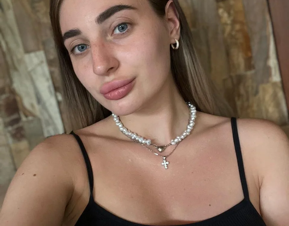 RinaKlarkのオフラインXXXチャット