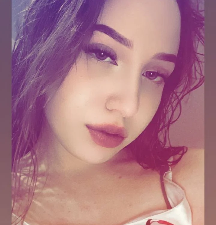 NinelleSun's Offline XXX Chat