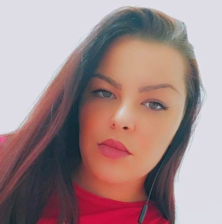 BusyGina's Offline XXX Chat