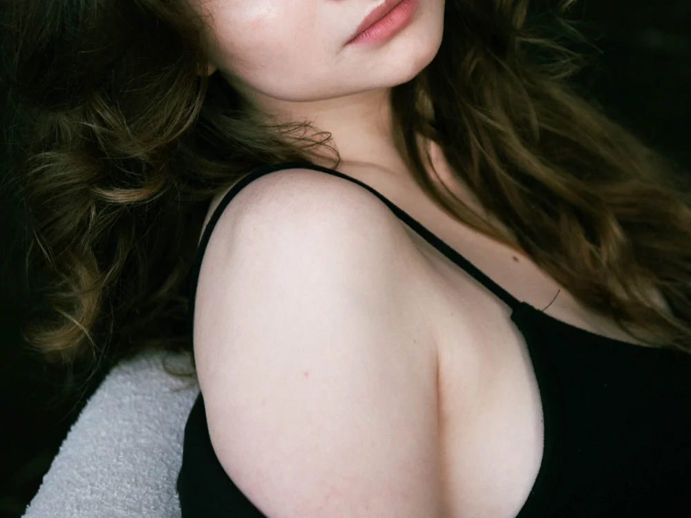 Sonya_Glen's Offline XXX Chat