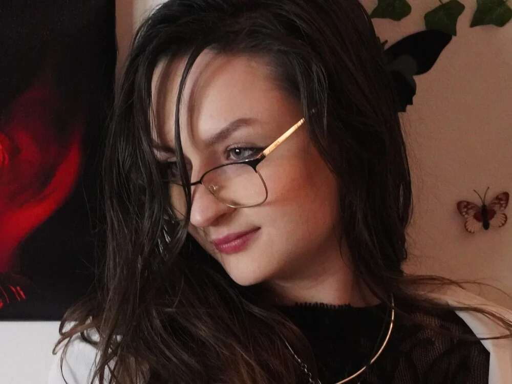 NaughtYHomemadE Chat XXX offline