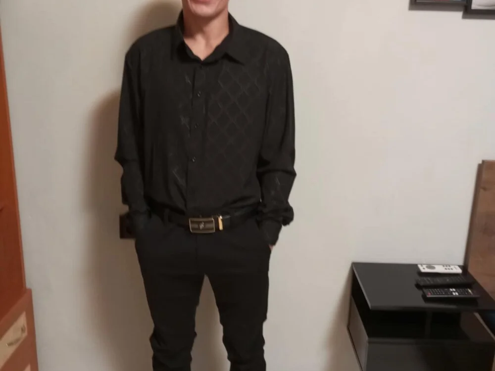 Chatroom XXX hors ligne de Hugo1993