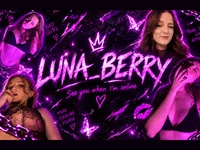 luna_berryy's webcam live show