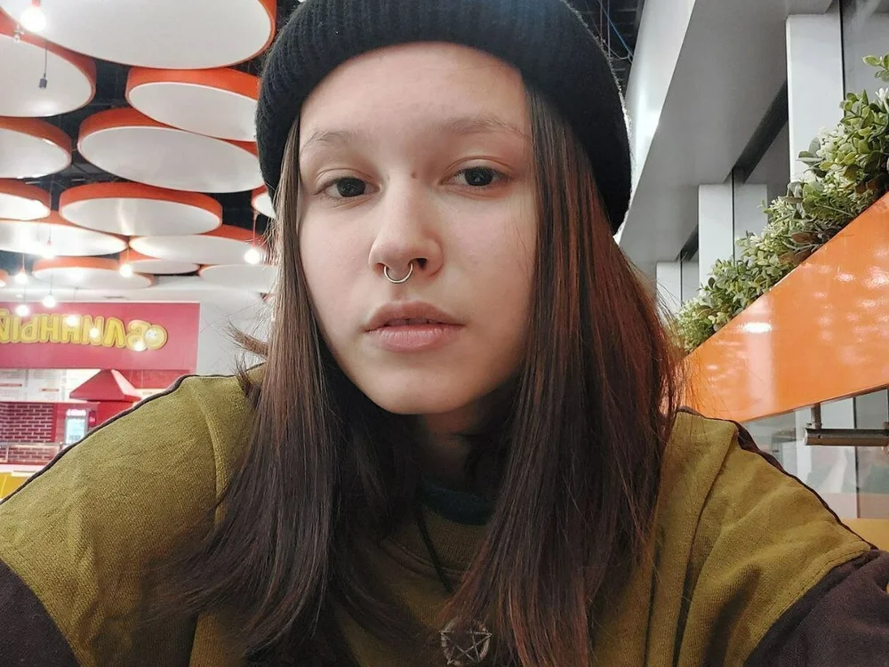 ElviraNanni offline chatrum