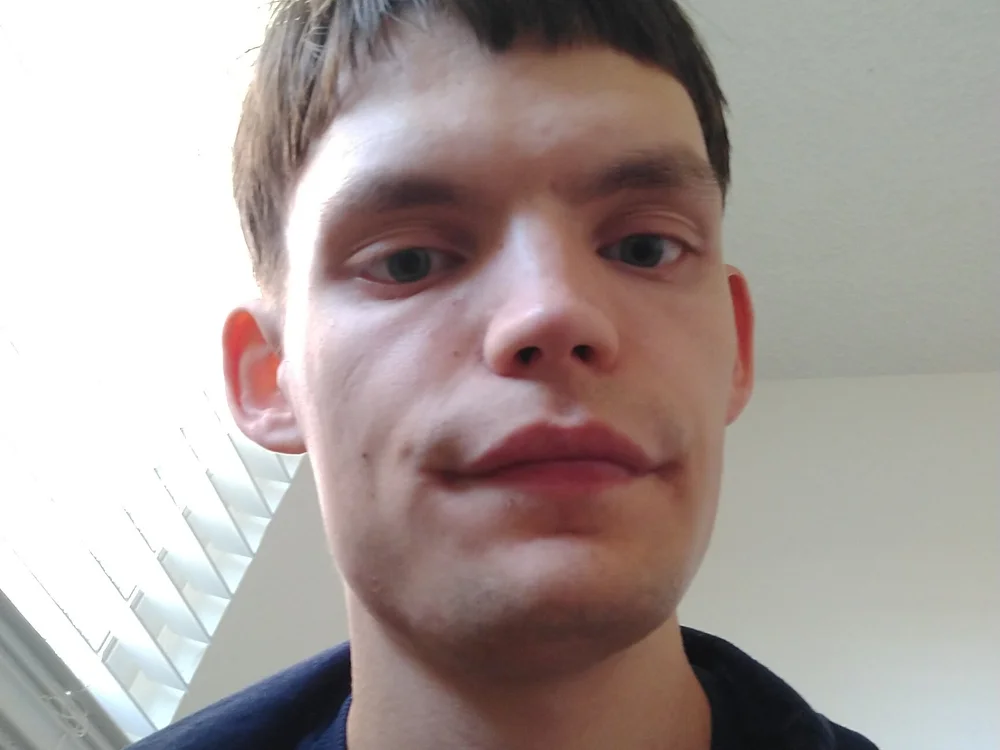 swordstalker99's Offline Chat Room