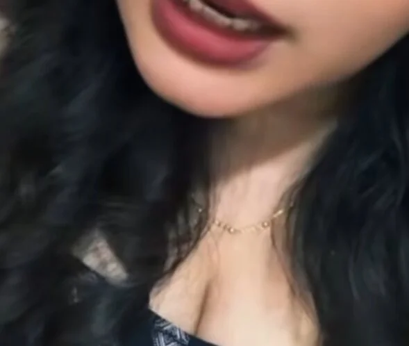 its-sunena Offline XXX Chat