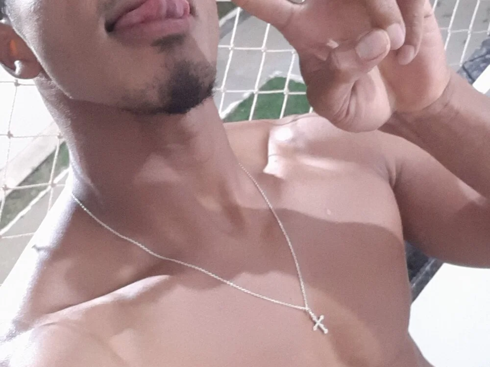 Saymo_84's Offline XXX Chat