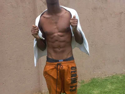 GongingIsotope Male Southafrican Online Cam Porn