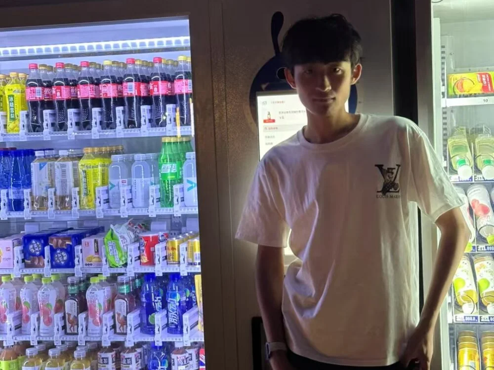 6933Insaneincest Chat XXX Ngoại tuyến