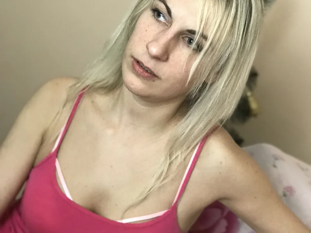 AfinaSky's Offline XXX Chat
