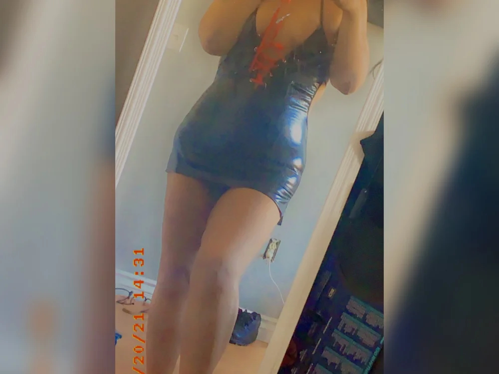CalienteReyna offline chatrum