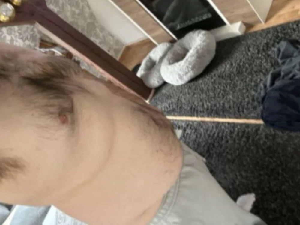 minischwanz01 offline chatrum
